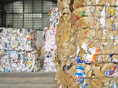 写真：産業廃棄物